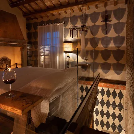 ベッド・アンド・ブレックファスト Casaforte La Bastide 4*