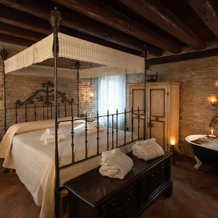Casaforte La Bastide לינה וארוחת בוקר