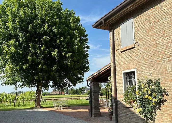 ベッド・アンド・ブレックファスト Casaforte La Bastide 4*